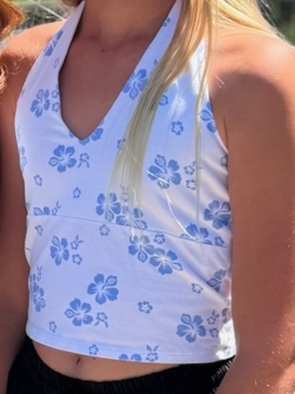 Women's Size Medium Hollister Floral White Blue Flower Halter Top, Like New